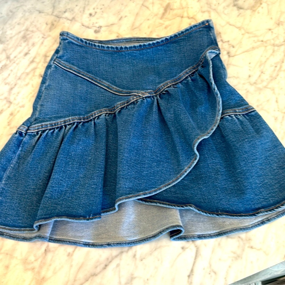 Mother ruffle denim mini skirt